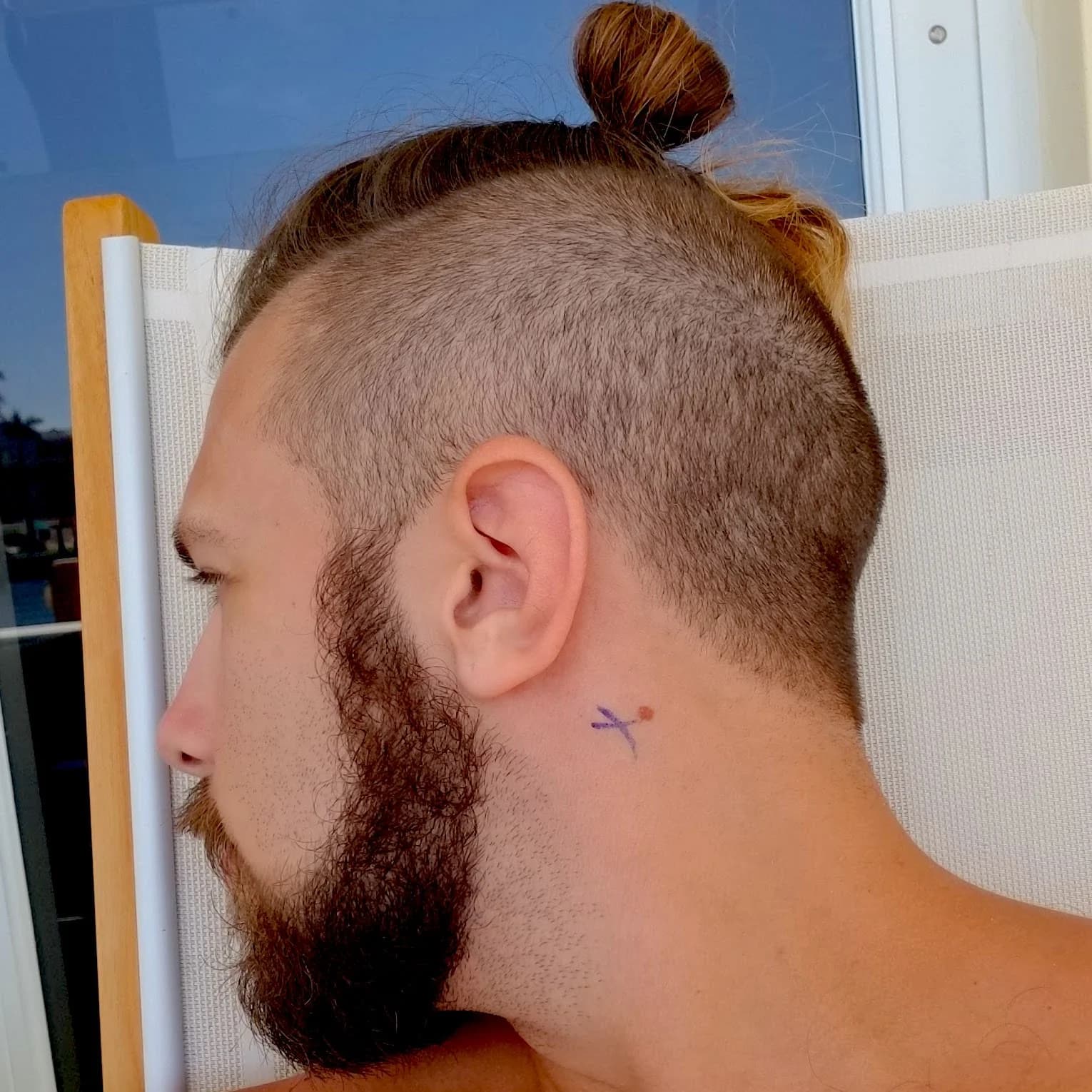 2 Powerful Ways to Use Your Hair As A Nootropic